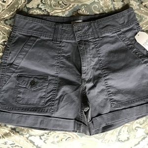 NWT - Cargo shorts size 4